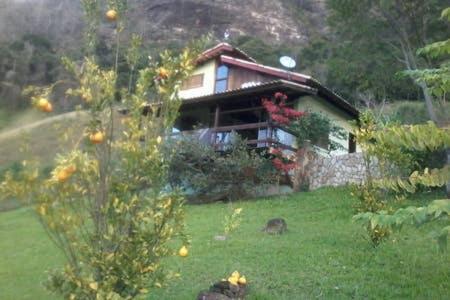 Villa Casa Alpina Com Vista Panoramica De Lumiar Nova Friburgo Exterior foto